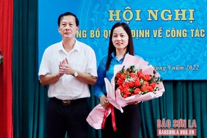 Hội nghị công bố quyết định về công tác cán bộ