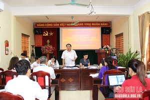 Đoàn giám sát của Thường trực HĐND tỉnh làm việc tại trường THCS và THPT Nguyễn Du