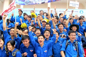 Phai nhạt lý tưởng cách mạng - con đường dẫn đến “tự triệt tiêu mình”