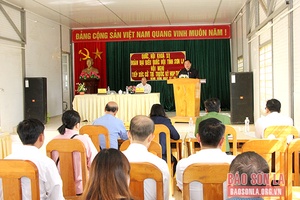 Đoàn đại biểu Quốc hội  tỉnh tiếp xúc cử tri tại xã Háng Đồng