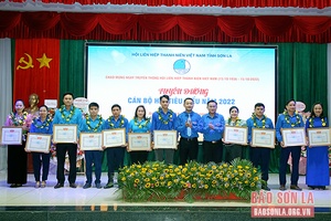 Chương trình "Thanh niên Sơn La tự hào viết tiếp trang sử Hội"