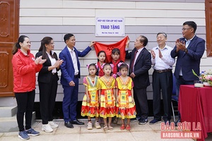 Khánh thành nhà ở nội trú điểm trường Hua Bó - Kết Nà