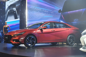 Hyundai Elantra 2023 - Thiết kế mới, động cơ mới, giá từ 599 triệu đồng