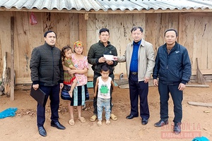 Mai Sơn đẩy mạnh phong trào "Cả nước chung tay vì người nghèo - Không để ai lại phía sau"