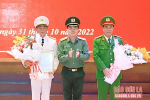 Công bố Quyết định của Bộ trưởng Bộ Công an về công tác cán bộ