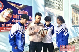 Vì môi trường không khói thuốc lá