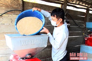 Những mái ấm tình thương nơi biên giới