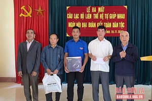 Ra mắt Câu lạc bộ liên thế hệ tự giúp nhau