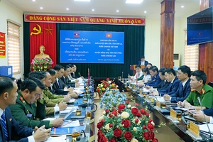 Thắt chặt tình đoàn kết giữa huyện Mai Sơn và Xiềng Khọ