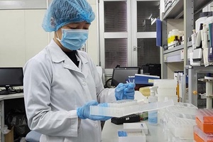 Thêm 12 ca mắc COVID-19 ở Đà Nẵng, Việt Nam có 558 ca bệnh