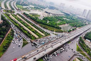 Giảm 10-30 % phí đường bộ