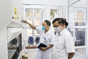Thực hiện tốt công tác di chuyển Bệnh viện Đa khoa tỉnh gắn với đảm bảo phòng, chống dịch bệnh
