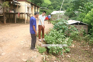 Cần sớm di chuyển dân bản Há Sét đến nơi ở mới an toàn           
