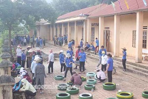 Bàn giao công trình “Khu vui chơi cho em năm 2020”