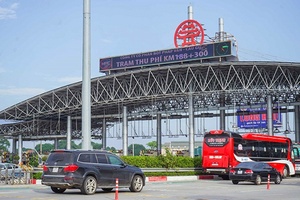 Đẩy nhanh thu phí không dừng trên toàn quốc