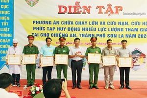 Diễn tập phương án cháy lớn và cứu nạn, cứu hộ phức tạp