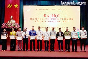 Mộc Châu, Thuận Châu: Biểu dương gia đình, dòng họ, cộng đồng,