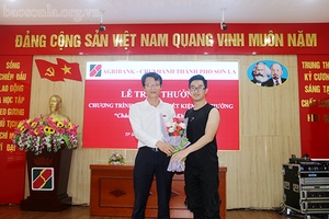 Agribank Chi nhánh thành phố Sơn La: Trao thưởng Chương trình tiết kiệm dự thưởng “Chào mừng ngày Quốc khánh 2/9”