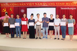 Bồi dưỡng nghiệp vụ làm báo đa phương tiện