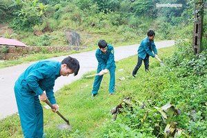 Hang Chú xây dựng lực lượng dân quân tự vệ vững mạnh