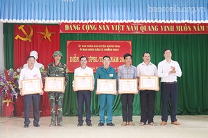 Xã Chiềng Khay (Quỳnh Nhai): Diễn tập ứng phó bão lũ và tìm kiếm cứu nạn 