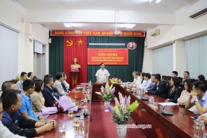 Phó Giám đốc Sở Thông tin và Truyền thông nhận quyết định nghỉ hưu