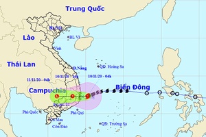 Bão số 12 tiến sát đất liền Bình Định đến Ninh Thuận