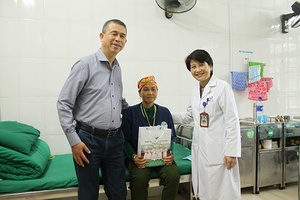 Bệnh viện Y dược cổ truyền Sơn La: Chương trình “Ngày đồng hành cùng người bệnh lần thứ 6”