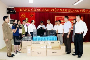 Đài PT-TH Sơn La bàn giao thiết bị cho Trung tâm TT-VH các huyện, thành phố