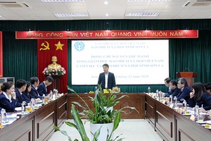 Đoàn công tác BHXH Việt Nam làm việc với BHXH tỉnh Sơn La