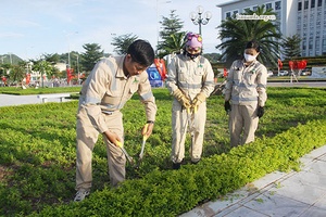 Người tổ trưởng yêu nghề, trách nhiệm với công việc