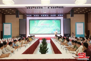 Saz lax fuô lok sâuv cêr chai sâu nju nhiax txos trâu huôv tsar truôx njês