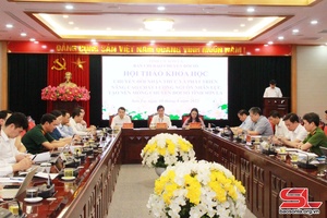 Pàng xồ xảm khòa học “Nhại piến lang ngắm cánh nho sùng lang đì chủm mú dệt vịa, tạk ằn pâng nhại chiên số nẳng tỉnh Sơn La”