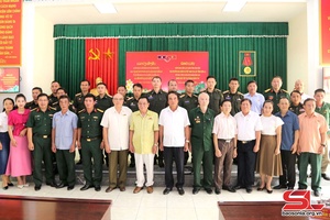 Chương trình luôm cạt cắp pưng  học viên Quân đội dần mương Lao