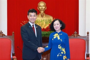 Vietnamese, Japanese parties enhance relations
