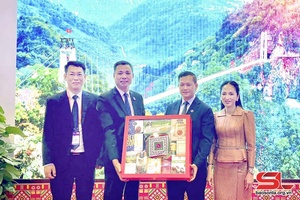 Son La's booth at 20th China-ASEAN Expo wins most impressive award
