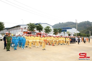 Mai Son holds firefighting and rescue exercise