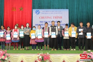 Puz ntơưr BHYT trâu pêx xênhv uô nênhx txov nhêv huyện Mộc Châu