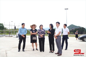 'Preparations for Moc Chau National Tourist Area announcement ceremony inspected