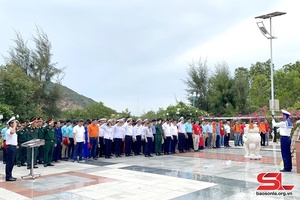 Mú công tác tỉnh Sơn La pày dàm quần cánh dần mương nẳng đòn bể Trường Sa, hươn phu DK-1