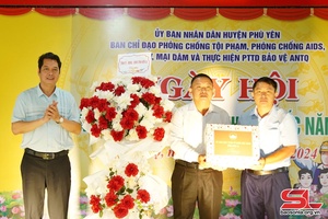 Phù Yên khày Mự hội tênh lài dần mương chôm hặp pảy chự tiêng àn bản mương