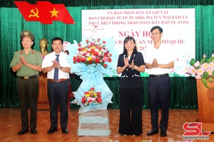Mự hội tênh lài dần mương pảy che tiêng àn bản mương nẳng xã Sặp Vạt