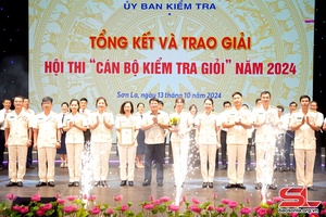 'Jias tưr “Cán bộ cxênhz yuôx coz” shông 2024 yênhx côngz tâu jông