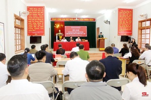 Tổ đại biểu HĐND tỉnh tiếp xúc cử tri tại huyện Quỳnh Nhai