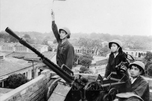 Phát huy tinh thần chiến thắng “Hà Nội - Điện Biên Phủ trên không” trong sự nghiệp xây dựng và bảo vệ Tổ quốc Việt Nam XHCN