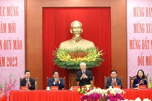 Tổng Bí thư Nguyễn Phú Trọng chúc Tết lãnh đạo, nguyên lãnh đạo Đảng, Nhà nước