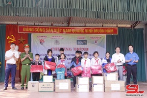 Chương trình tình nguyện tại xã Tân Xuân