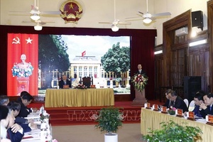 Xây dựng chế định tố tụng tư pháp lấy xét xử là trung tâm, tranh tụng là đột phá