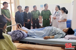 4 chiến sỹ Công an huyện Sông Mã hiến máu cứu người