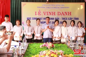 Lễ vinh danh học sinh đạt học sinh giỏi THCS cấp tỉnh